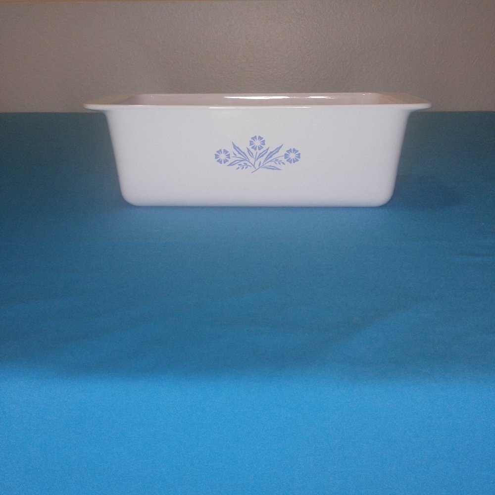 Vintage Corningware Cornflower Cookware